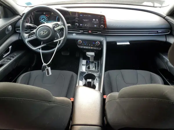 5NPLS4AG9MH017964 2021 HYUNDAI ELANTRA - Image 8