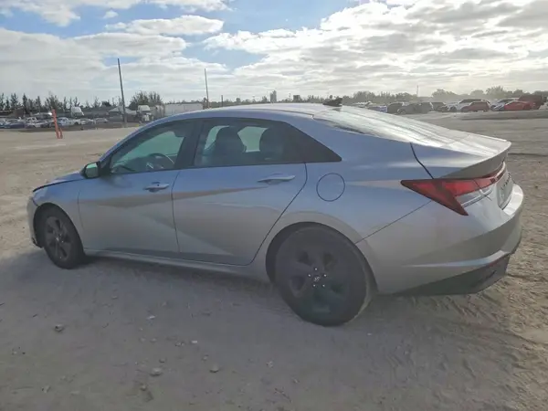 5NPLS4AG9MH034649 2021 HYUNDAI ELANTRA - Image 2