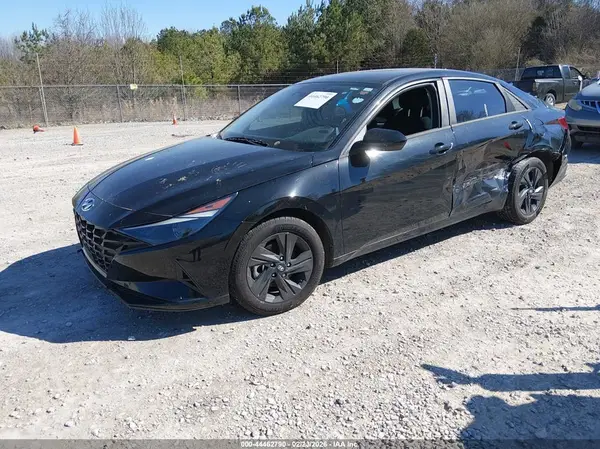 5NPLS4AG9MH037762 2021 HYUNDAI ELANTRA - Image 2