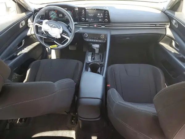 5NPLS4AG9MH048678 2021 HYUNDAI ELANTRA - Image 8
