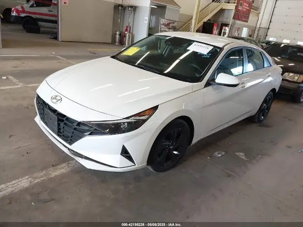 5NPLS4AG9NH054627 2022 HYUNDAI ELANTRA - Image 2