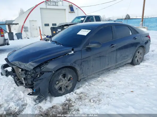 5NPLS4AG9NH056524 2022 HYUNDAI ELANTRA - Image 2