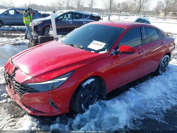 5NPLS4AG9NH061898 2022 HYUNDAI ELANTRA - Image 2