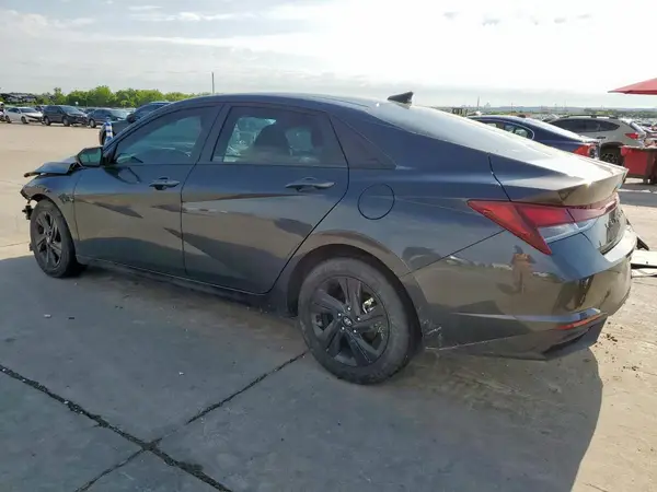 5NPLS4AG9NH066454 2022 HYUNDAI ELANTRA - Image 2