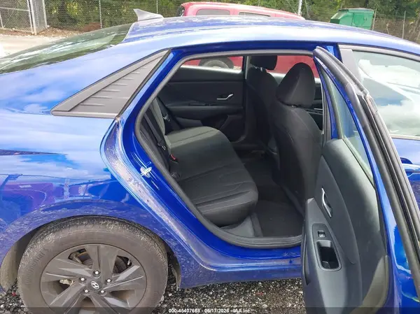 5NPLS4AG9NH068463 2022 HYUNDAI ELANTRA - Image 8