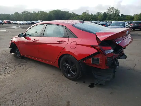5NPLS4AG9NH077020 2022 HYUNDAI ELANTRA - Image 2