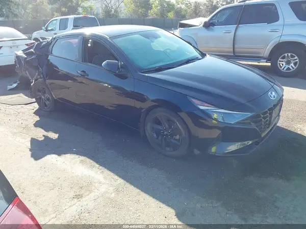 5NPLS4AG9NH077437 2022 HYUNDAI ELANTRA - Image 1