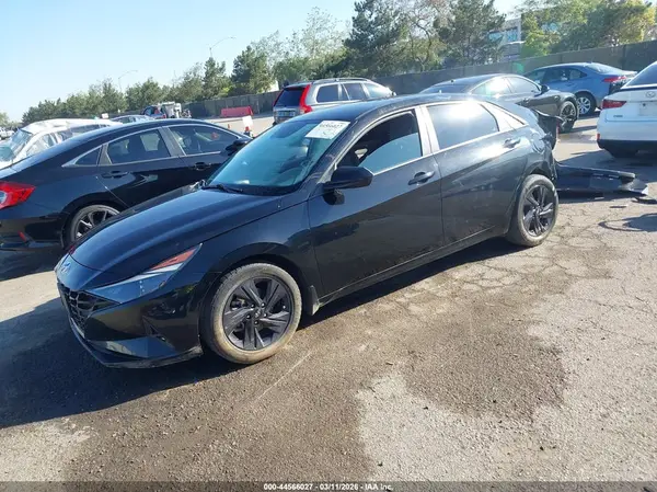 5NPLS4AG9NH077437 2022 HYUNDAI ELANTRA - Image 2