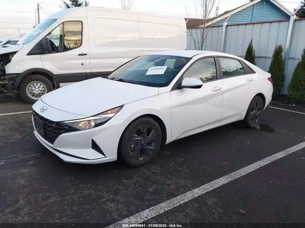 5NPLS4AG9NH084971 2022 HYUNDAI ELANTRA - Image 2