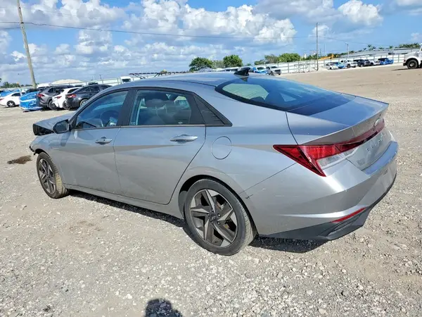 5NPLS4AG9PH096444 2023 HYUNDAI ELANTRA - Image 2