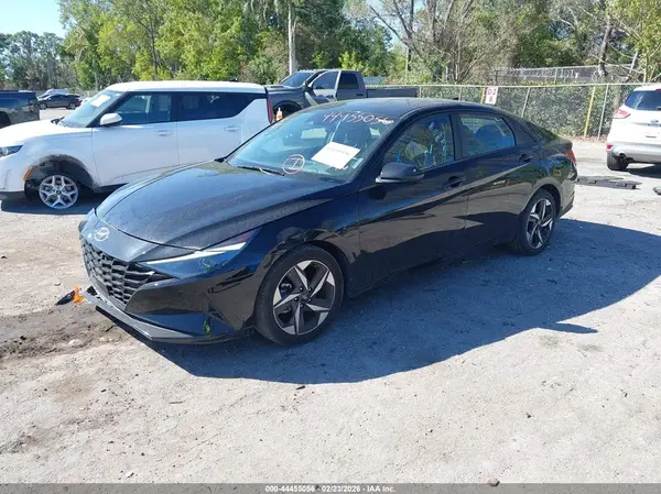 5NPLS4AG9PH105465 2023 HYUNDAI ELANTRA - Image 2