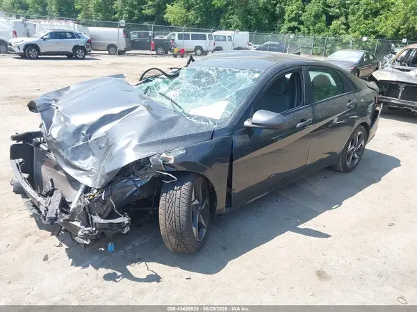 5NPLS4AG9PH107832 2023 HYUNDAI ELANTRA - Image 2
