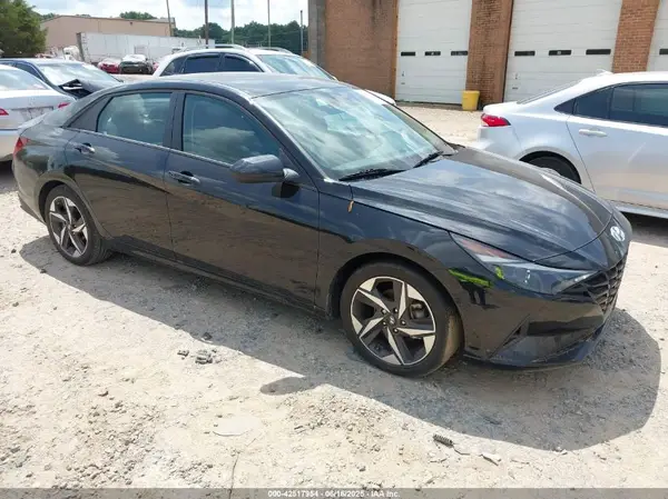 5NPLS4AG9PH113937 2023 HYUNDAI ELANTRA - Image 1