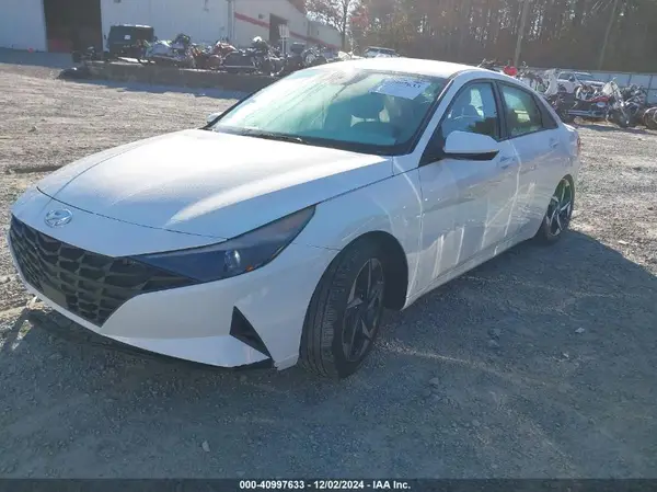 5NPLS4AG9PH114232 2023 HYUNDAI ELANTRA - Image 2