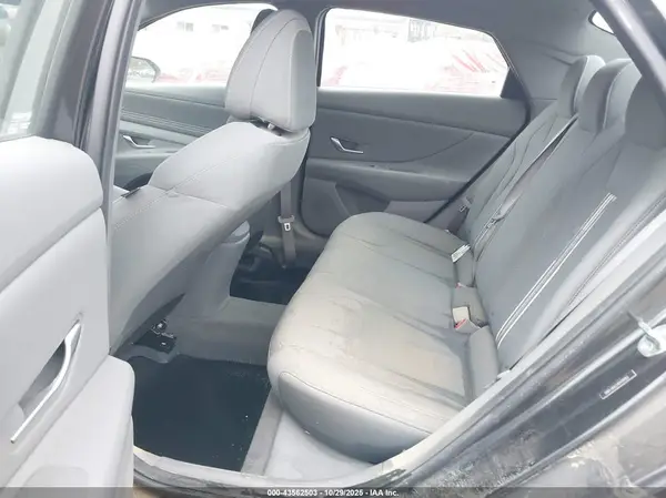 5NPLS4AG9PH118183 2023 HYUNDAI ELANTRA - Image 8