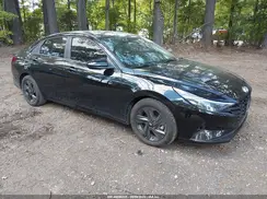 5NPLS4AGXN8068357 2022 HYUNDAI ELANTRA