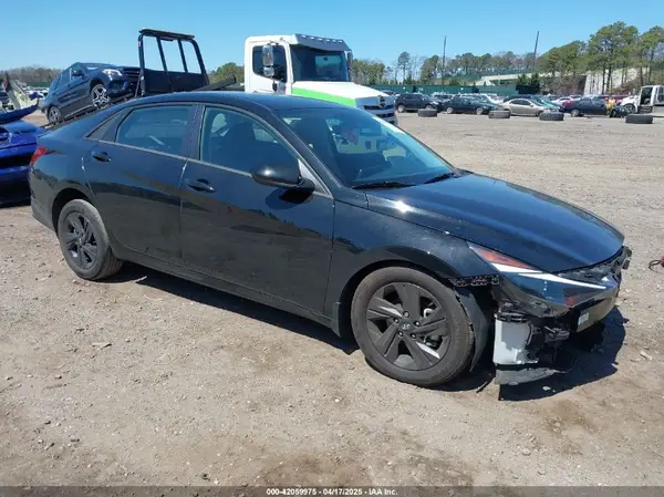 5NPLS4AGXNH073753 2022 HYUNDAI ELANTRA - Image 1