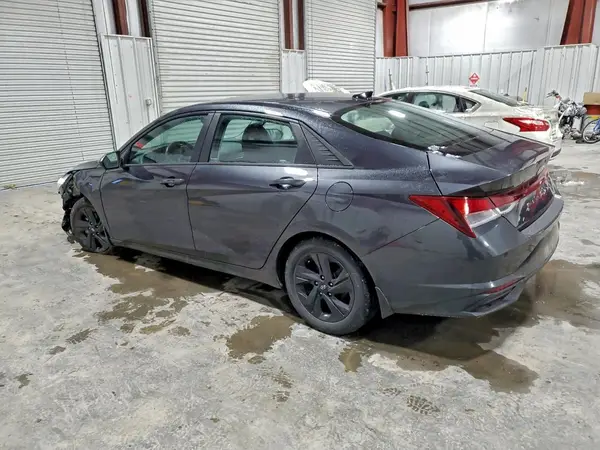 5NPLS4AGXNH081237 2022 HYUNDAI ELANTRA - Image 2