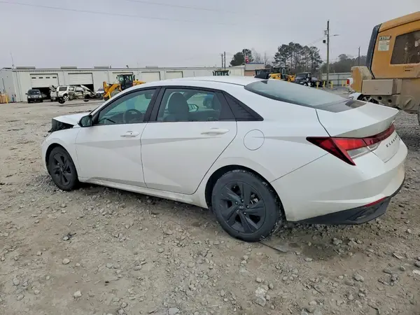 5NPLS4AGXNH084333 2022 HYUNDAI ELANTRA - Image 2