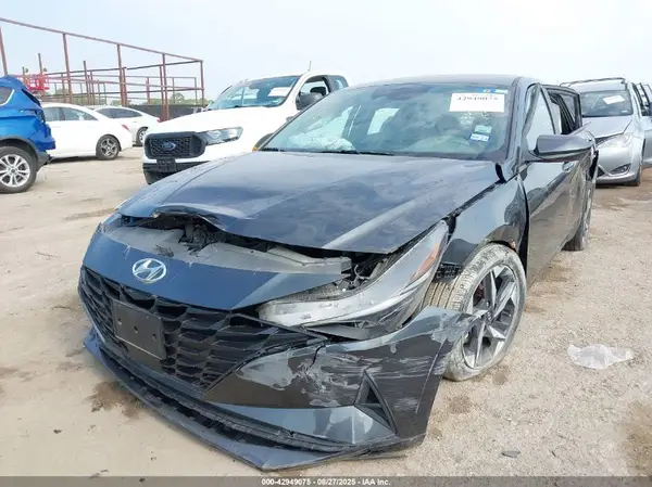 5NPLS4AGXPH098946 2023 HYUNDAI ELANTRA - Image 2