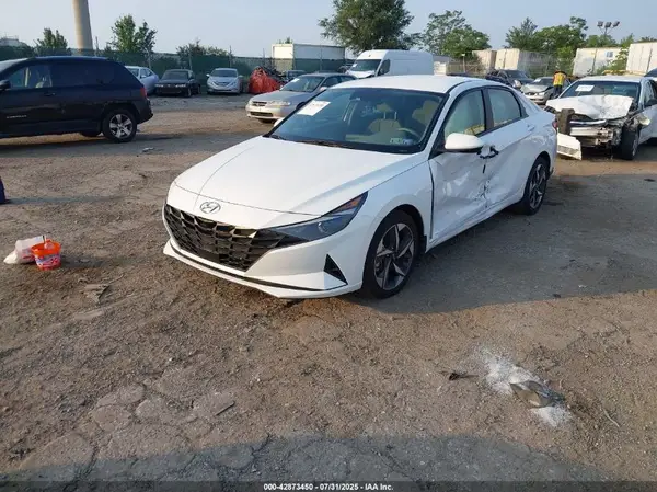5NPLS4AGXPH108049 2023 HYUNDAI ELANTRA - Image 2
