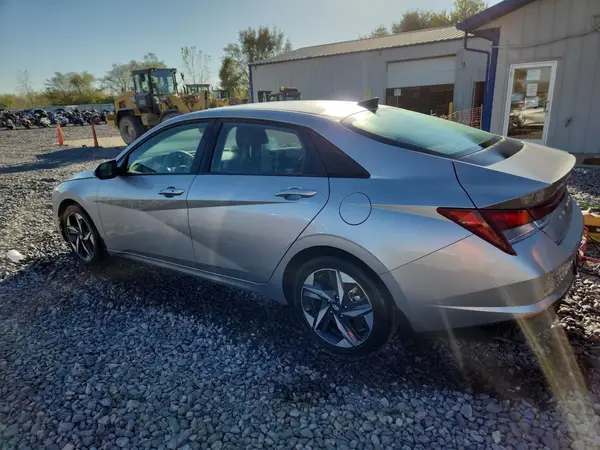 5NPLS4AGXPH109542 2023 HYUNDAI ELANTRA - Image 2