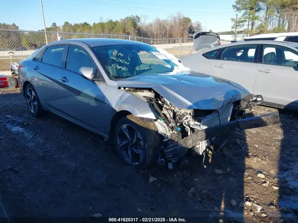5NPLS4AGXPH118600 2023 HYUNDAI ELANTRA - Image 1