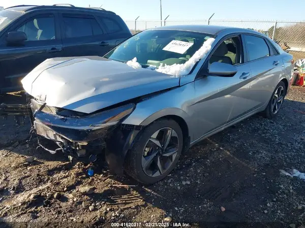 5NPLS4AGXPH118600 2023 HYUNDAI ELANTRA - Image 2