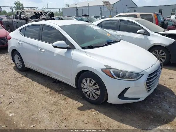 5NTD74LS3HH113444 2017 HYUNDAI ELANTRA - Image 1