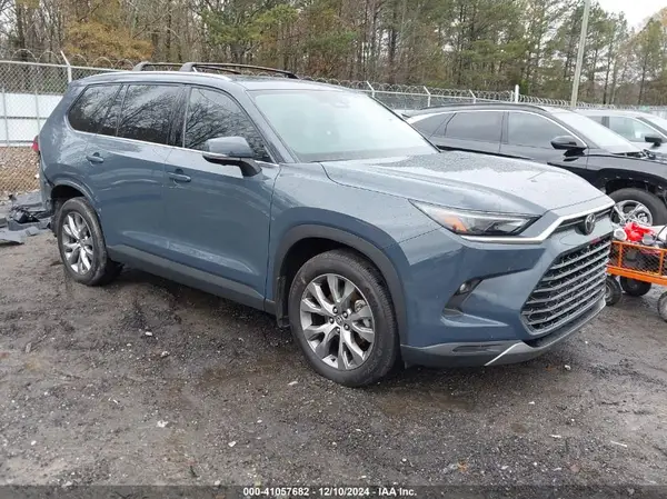 5TDAAAA50RS001385 2024 TOYOTA HIGHLANDER - Image 1