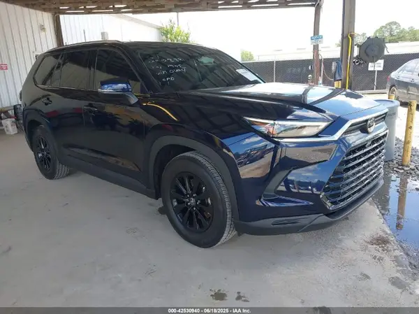 5TDAAAA51RS000424 2024 TOYOTA HIGHLANDER - Image 1