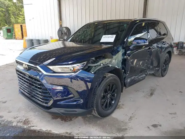 5TDAAAA51RS000424 2024 TOYOTA HIGHLANDER - Image 2