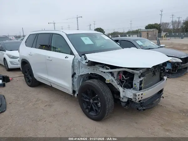 5TDAAAA52RS003283 2024 TOYOTA HIGHLANDER - Image 1