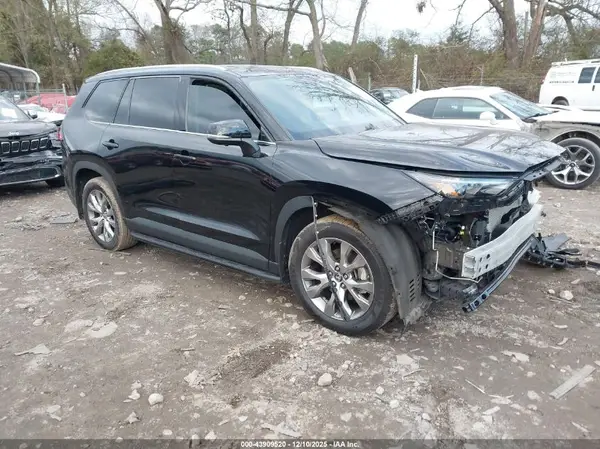 5TDAAAA52RS017216 2024 TOYOTA HIGHLANDER - Image 1