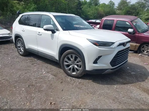 5TDAAAA57RS005269 2024 TOYOTA HIGHLANDER - Image 1