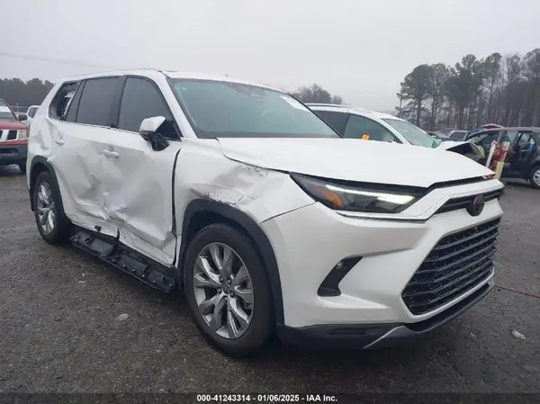 5TDAAAA59RS011154 2024 TOYOTA HIGHLANDER - Image 1