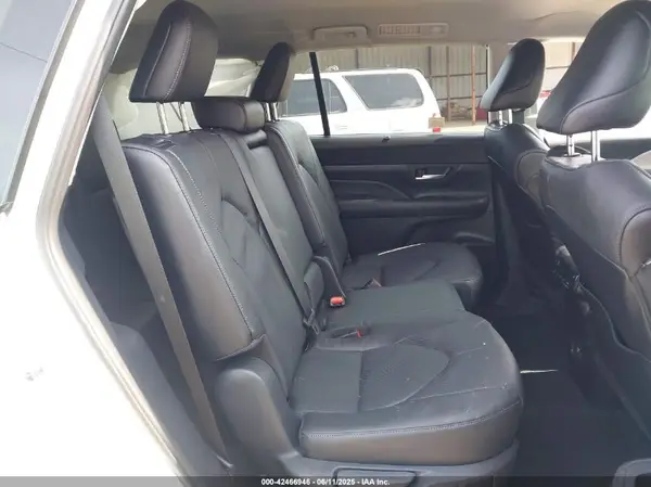 5TDAAAA59RS012708 2024 TOYOTA HIGHLANDER - Image 8