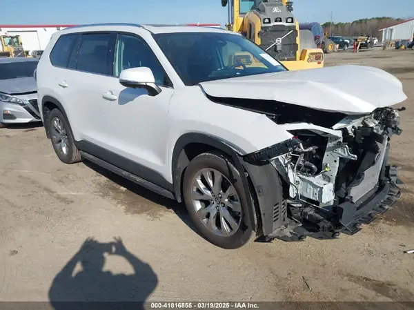 5TDAAAA59RS013969 2024 TOYOTA HIGHLANDER - Image 1