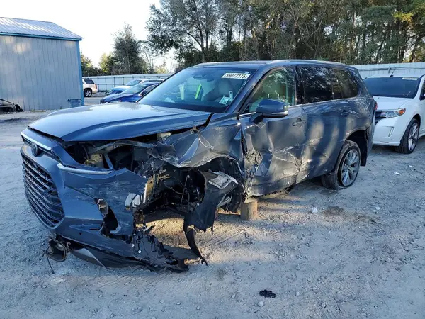 5TDAAAA5XRS009039 2024 TOYOTA HIGHLANDER - Image 1