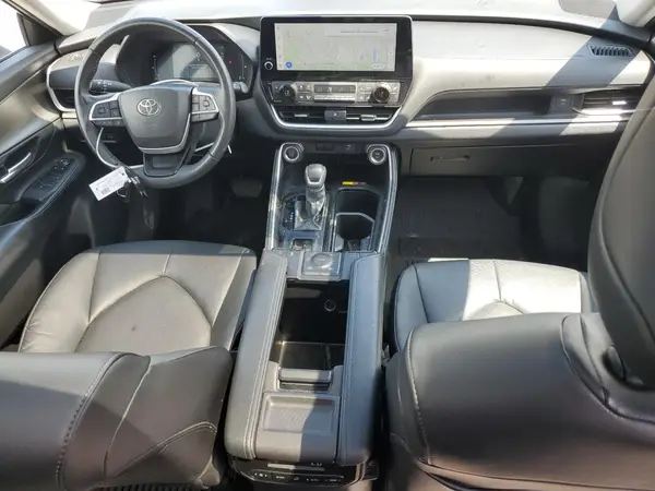 5TDAAAB50RS005290 2024 TOYOTA HIGHLANDER - Image 8