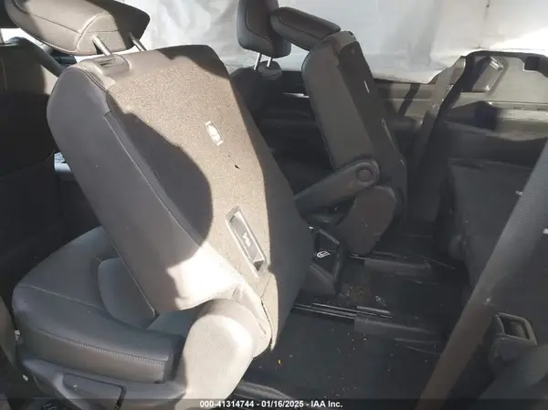 5TDAAAB50RS010750 2024 TOYOTA HIGHLANDER - Image 8