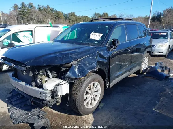 5TDAAAB50RS021375 2024 TOYOTA HIGHLANDER - Image 2