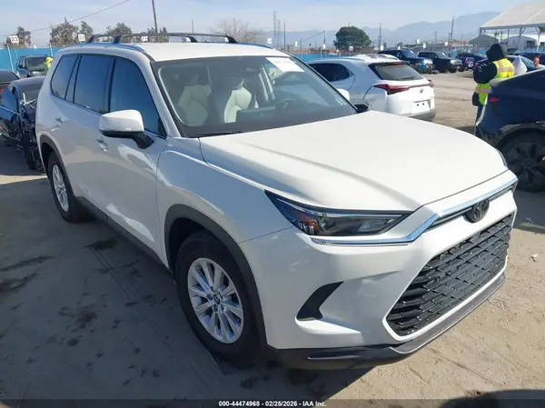 5TDAAAB50RS033896 2024 TOYOTA HIGHLANDER - Image 1