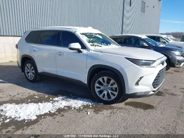 5TDAAAB50RS038600 2024 TOYOTA HIGHLANDER - Image 1