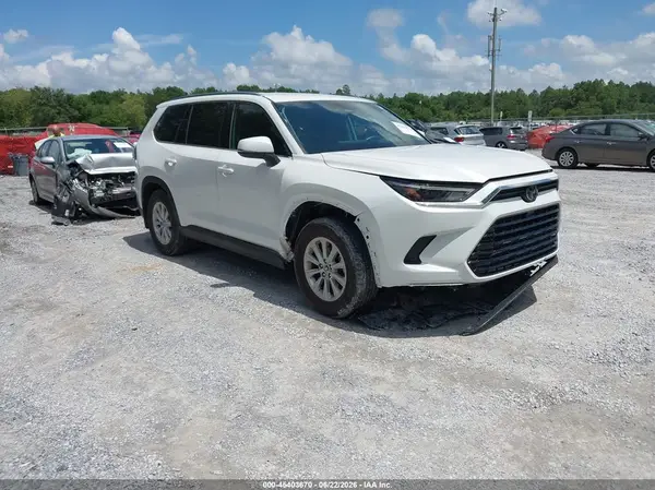 5TDAAAB50RS055851 2024 TOYOTA HIGHLANDER - Image 1