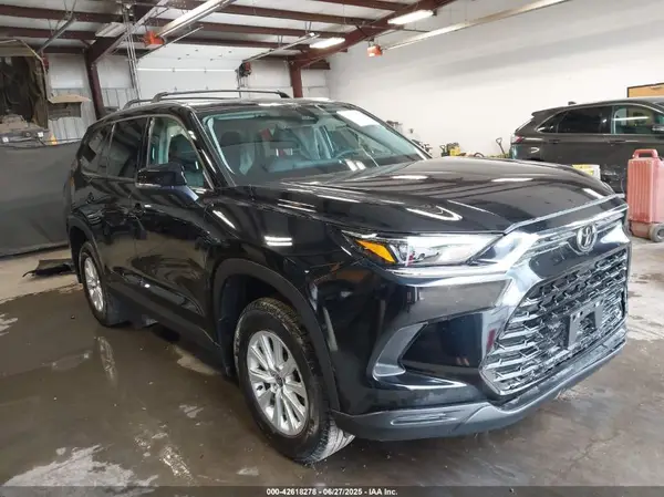 5TDAAAB50RS069927 2024 TOYOTA HIGHLANDER - Image 1