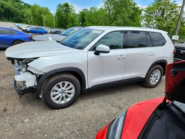 5TDAAAB50TS107700 2026 TOYOTA HIGHLANDER - Image 1