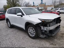 5TDAAAB50TS108197 2026 TOYOTA HIGHLANDER