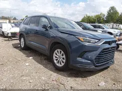5TDAAAB50TS123878 2026 TOYOTA HIGHLANDER