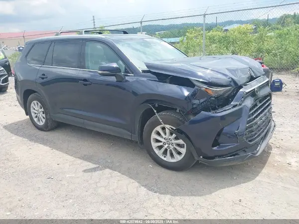 5TDAAAB51RS004424 2024 TOYOTA HIGHLANDER - Image 1